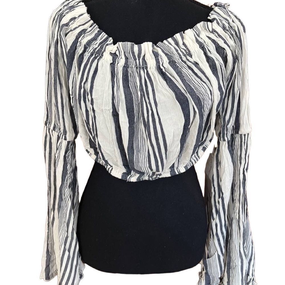 New with tags Live 4 Truth navy/cream off shoulder crop top with bell sleeve XL
